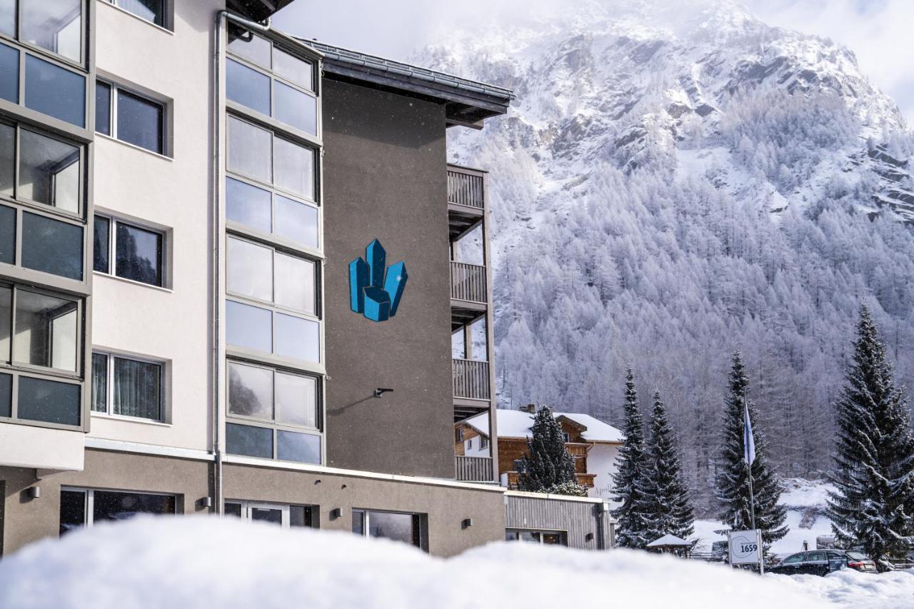 Hotel Kristall Saas-Almagell Zewnętrze zdjęcie