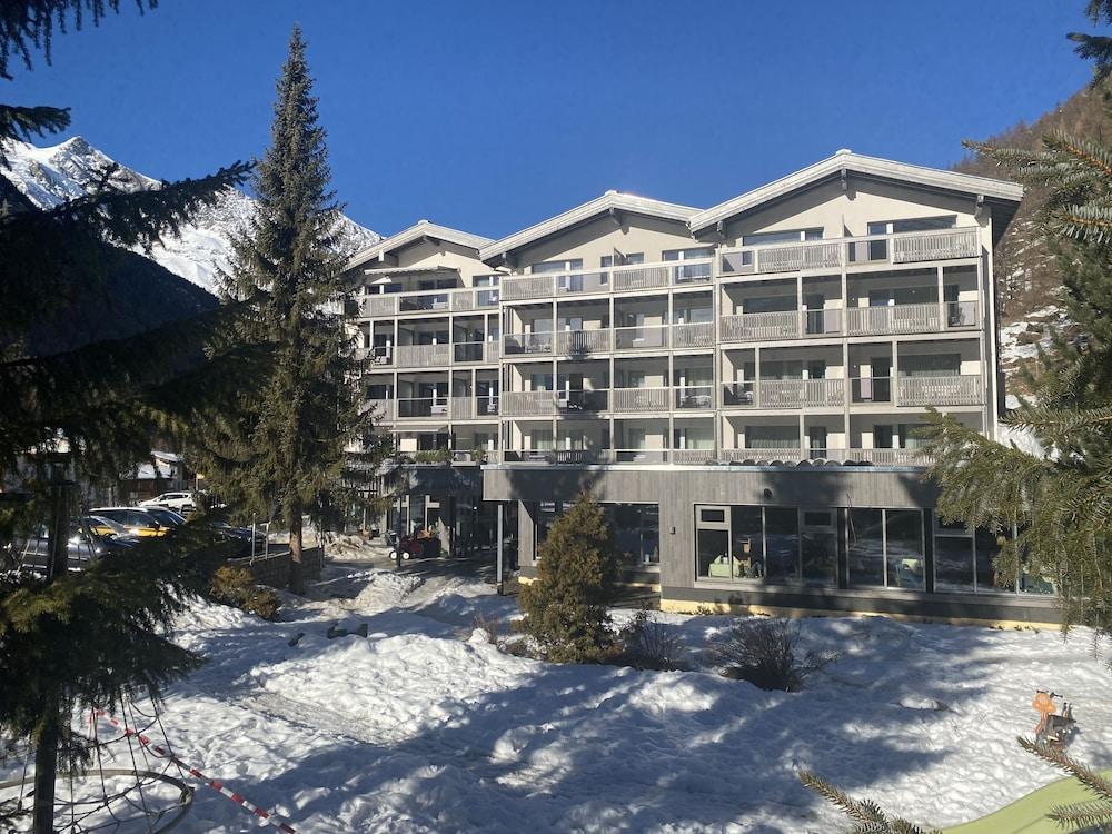 Hotel Kristall Saas-Almagell Zewnętrze zdjęcie